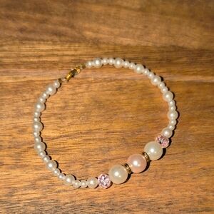 White and Pink Pearl Beaded Bracelet